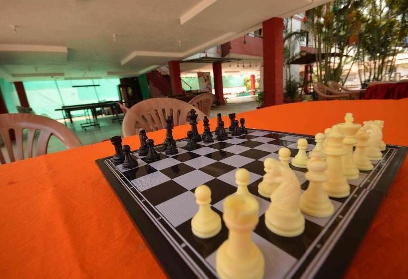 Resort Girivihar Holiday Club 13