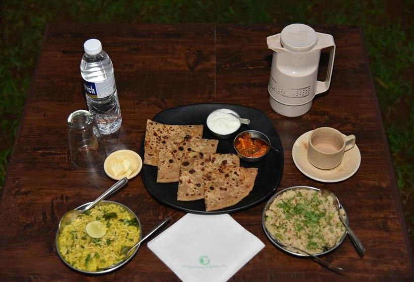 Resort Girivihar Holiday Club 16