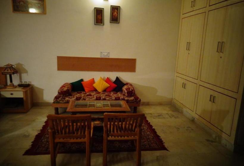 Bed and Breakfast Sri Radha Krishna Kunj 3
