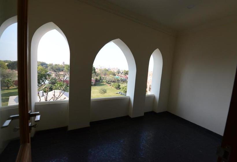 Hotel Maharaja Ganga Mahal 12