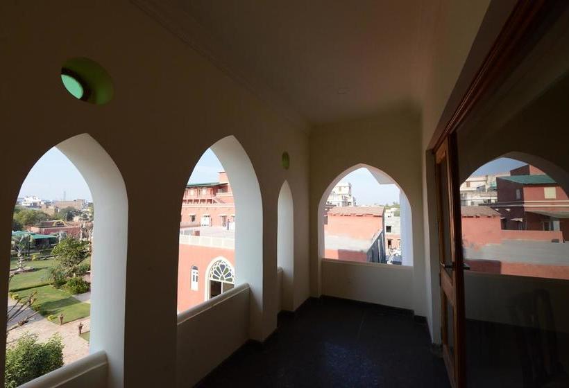 Hotel Maharaja Ganga Mahal 4