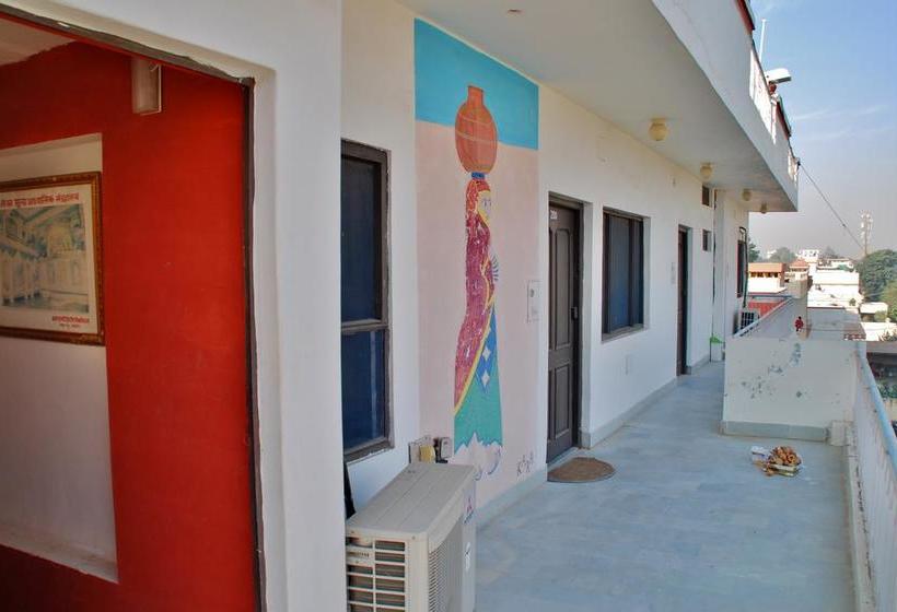 Bed and Breakfast Shri Ram Heritage 9