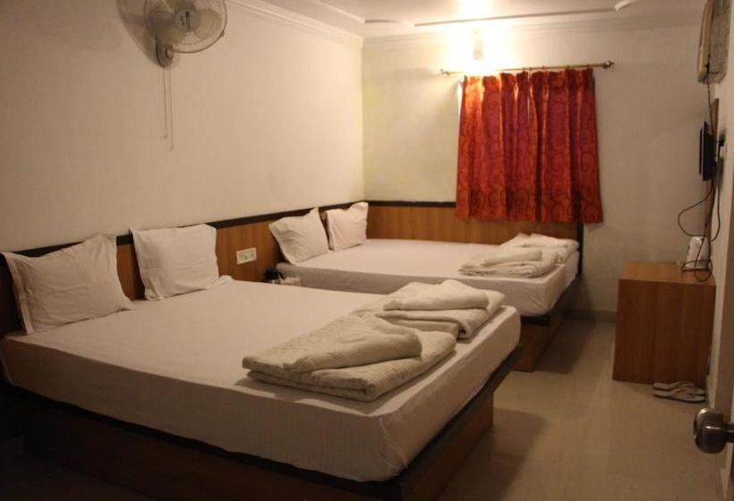 Hotel Niranjana 1