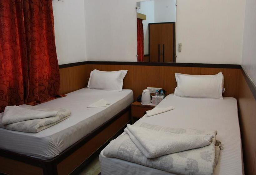 Hotel Niranjana 2