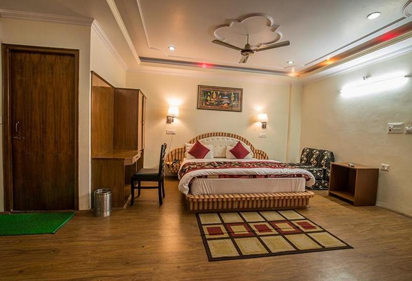 Moon Hotel Nainital 13