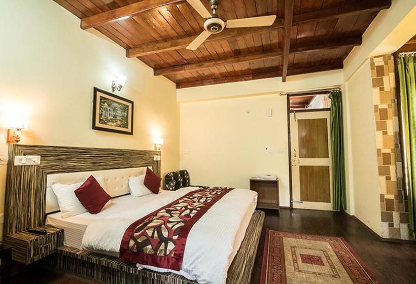 Moon Hotel Nainital 18