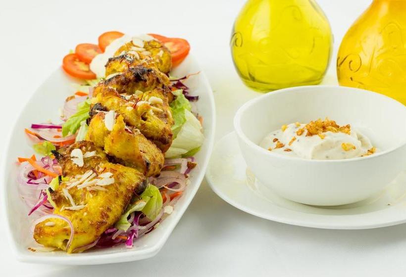 The Purple Leaf Hotels 16