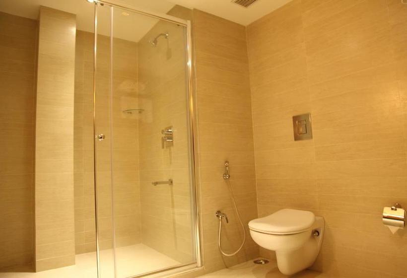 The Purple Leaf Hotels 4