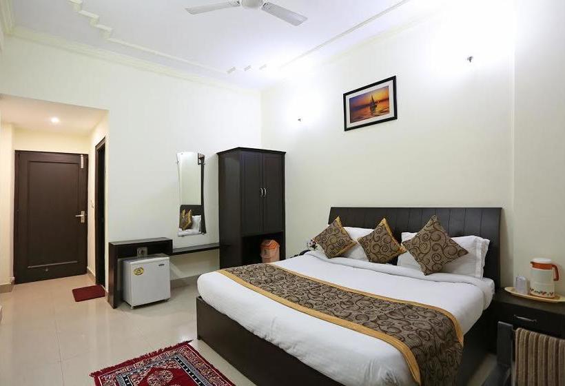 Hotel Bhargav 15