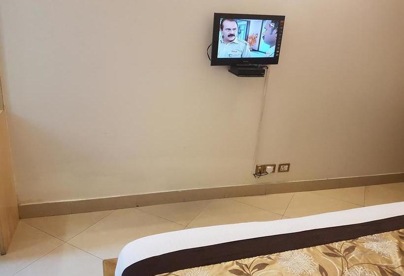 Hostel Shanta Inn 13