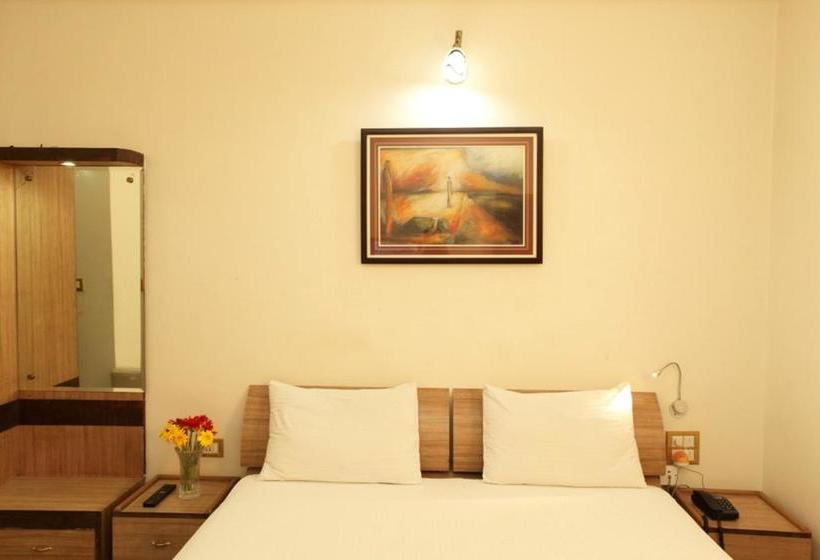 Hostel Shanta Inn 18