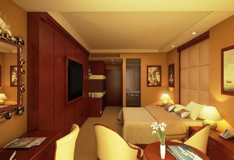 Hotel Brijwasi Royal 2