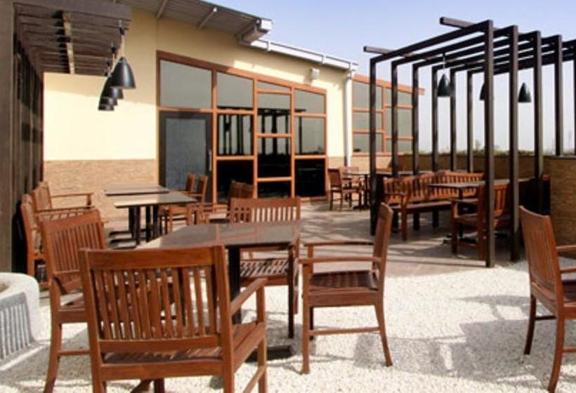 Hotel Brijwasi Royal 7