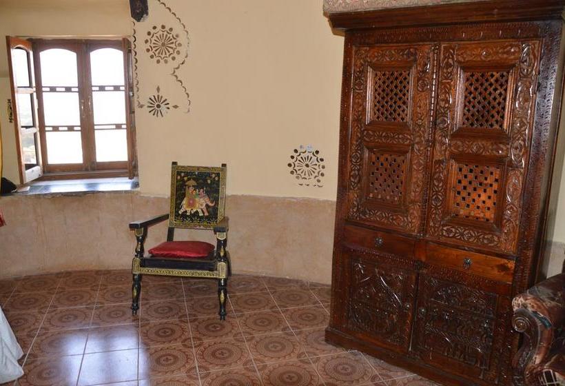 Hotel Surja Guest House 10