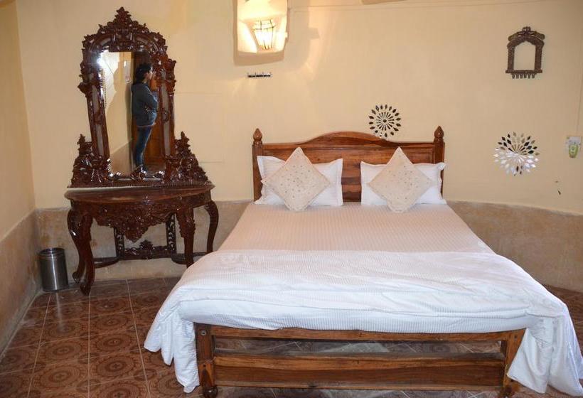 Hotel Surja Guest House 7