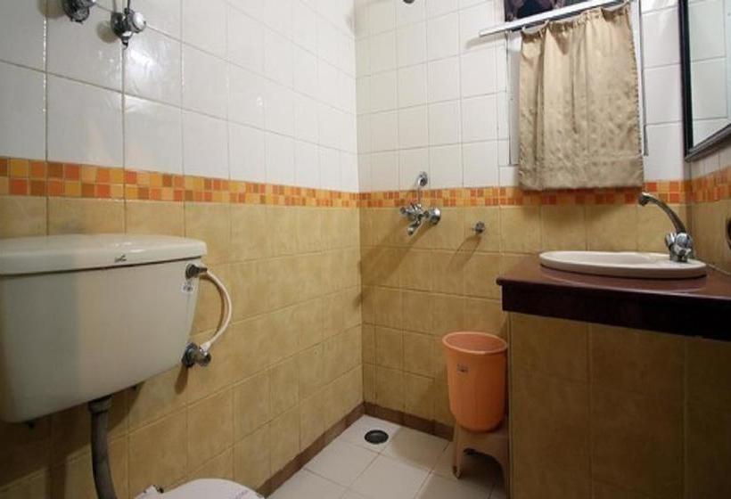 Moti Mahal Hotel And Restaurant 2