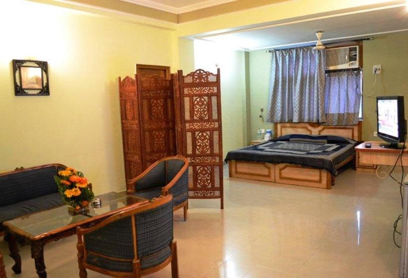 Hotel Amrit Regency 1
