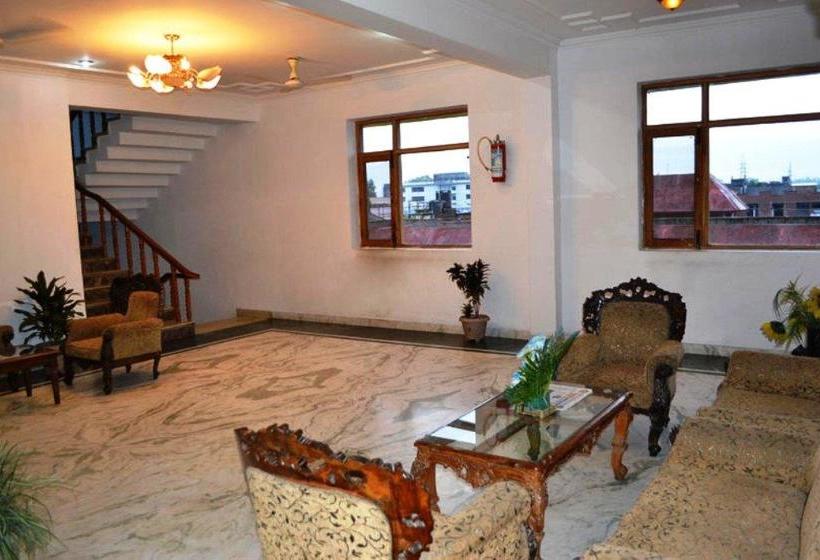 Hotel Amrit Regency 17