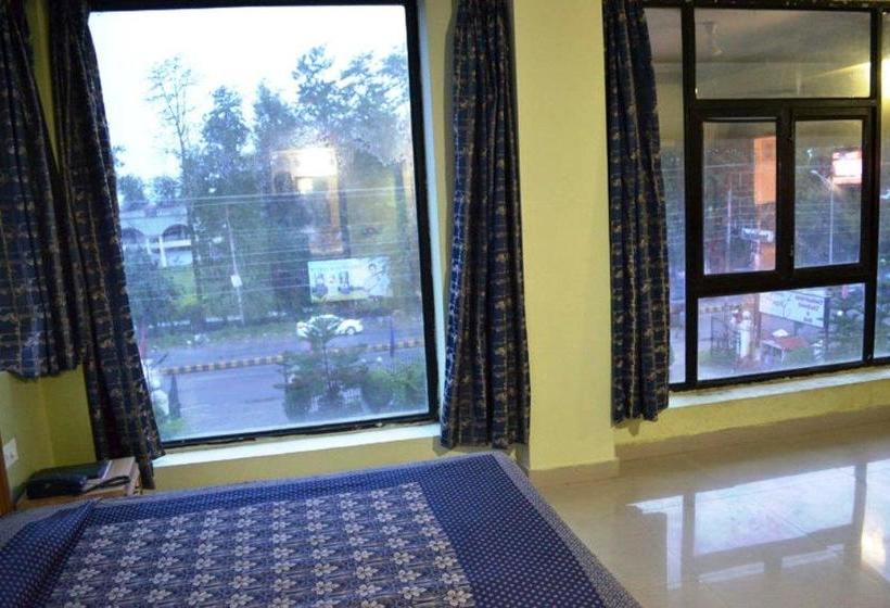 Hotel Amrit Regency 6