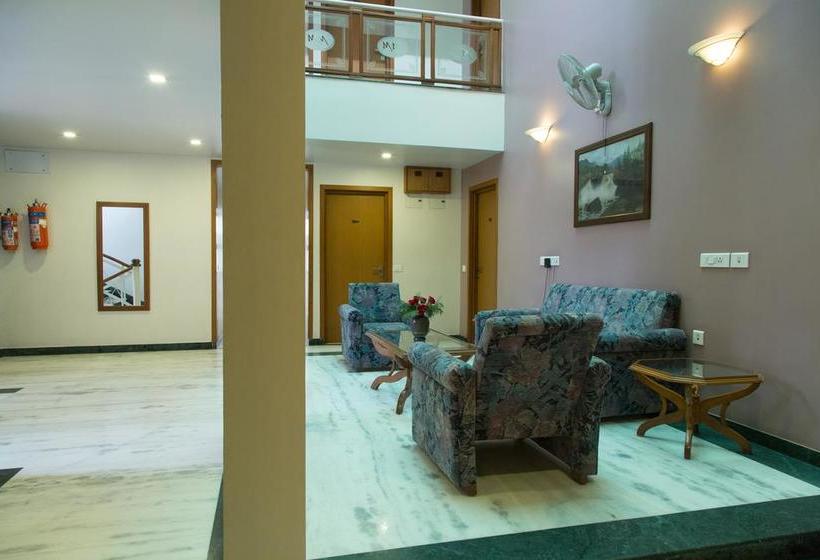 Hotel The Majestic Manor 13