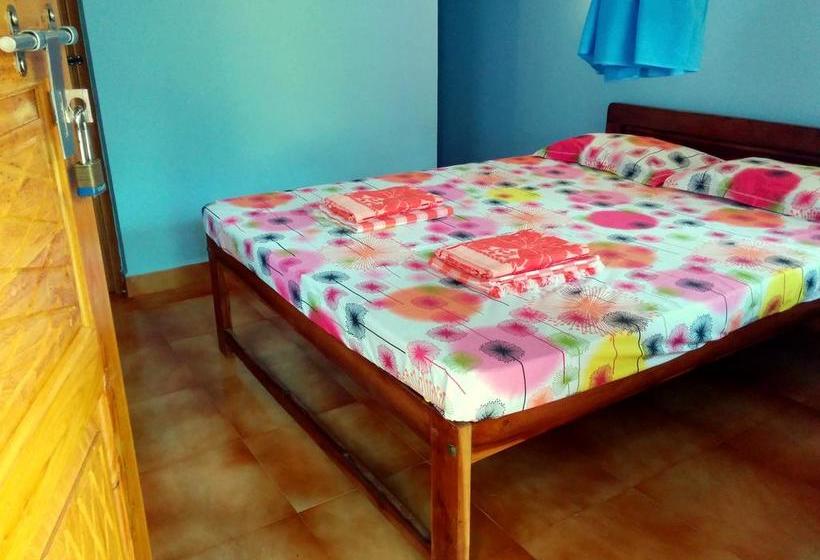 Bed & Breakfast Avalon Inn 6