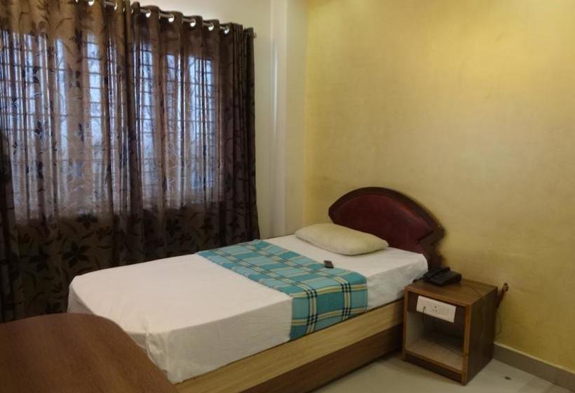 Hotel Templecity Dreamz Inn 11