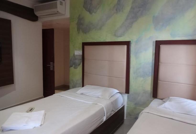 Hotel Templecity Dreamz Inn 19