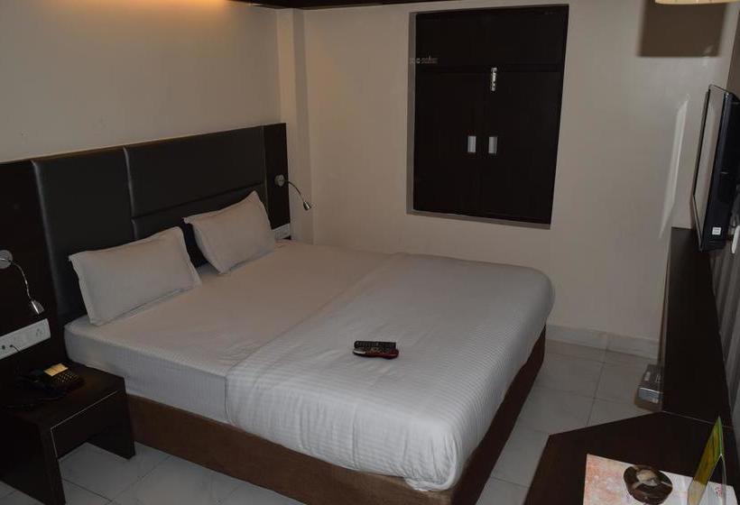 Hotel Ramakrishna Ujjain Madhya Pradesh