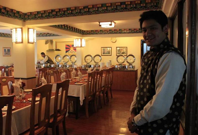 Hotel Little Tibet 11