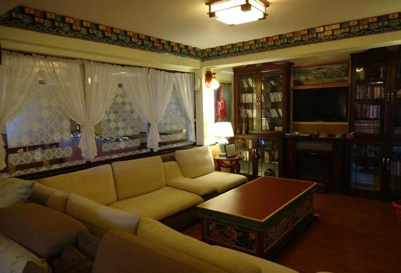Hotel Little Tibet 19