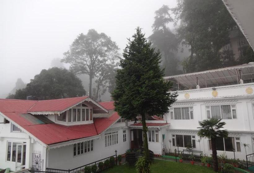 Hotel Little Tibet 4