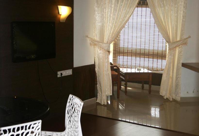 Hotel Mascot Beach Resort 15