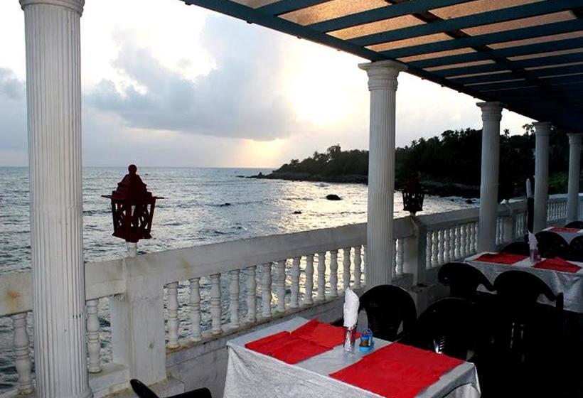 Hotel Mascot Beach Resort 18