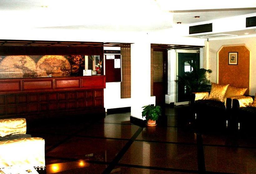 Hotel Mascot Beach Resort 3