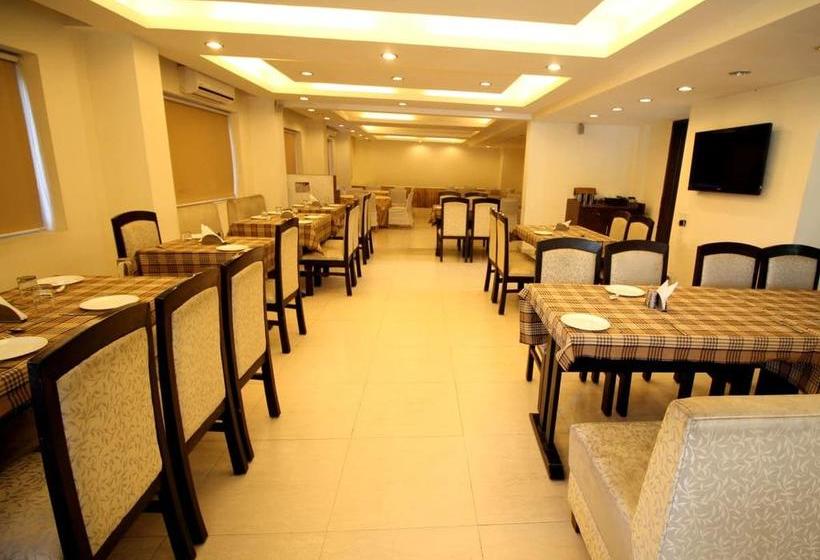 Hotel Forest Avenue 11