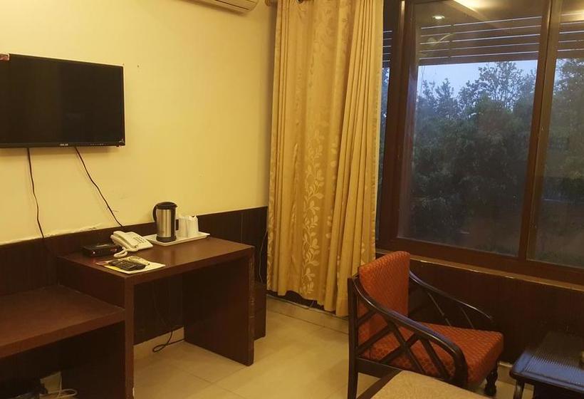 Hotel Rajpur Heights 1