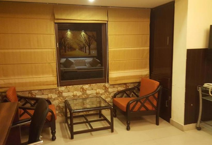 Hotel Rajpur Heights 15