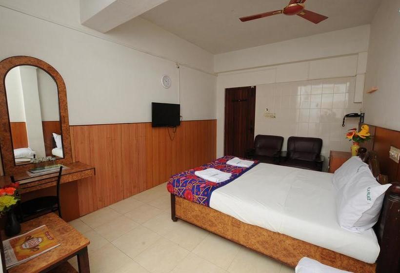 Hotel Laila Palace 1