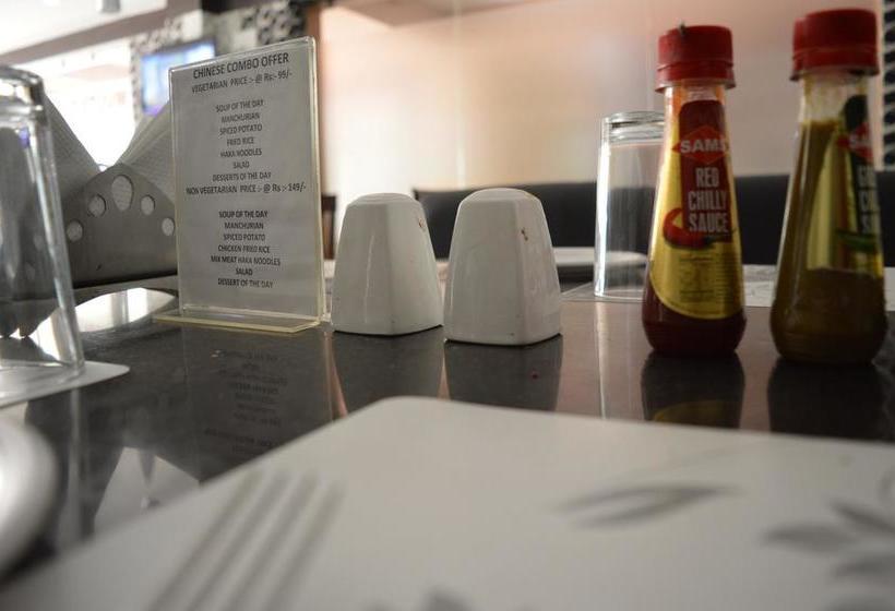 Hotel The Sutrupti 15