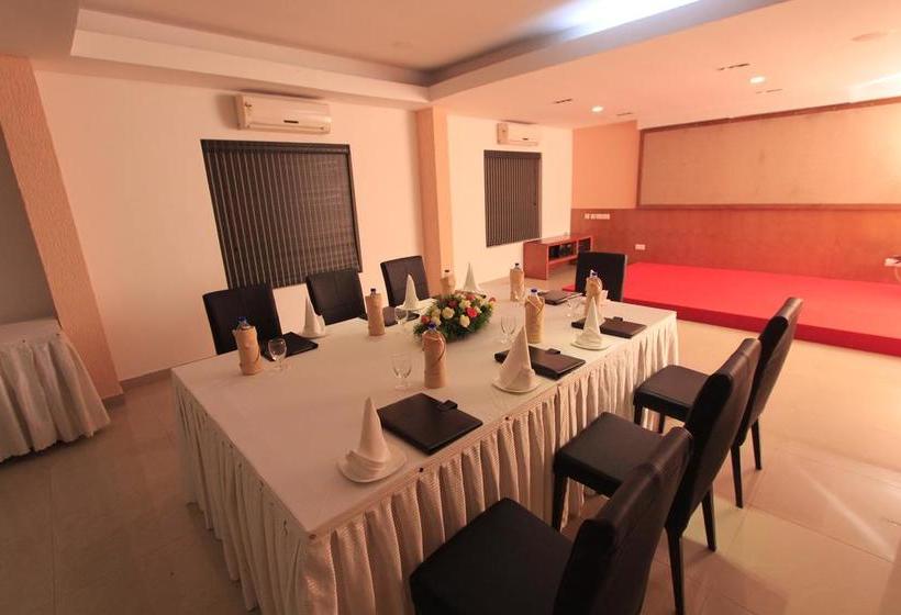 Hotel Park Residency 5