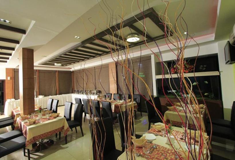 Hotel Park Residency 8