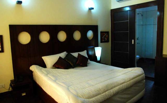 Hotel The Signature Leaf 8