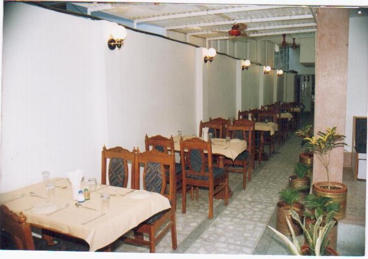 Radiant Ymca Tourist Hostel 6