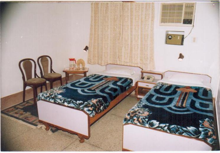 Radiant Ymca Tourist Hostel 7