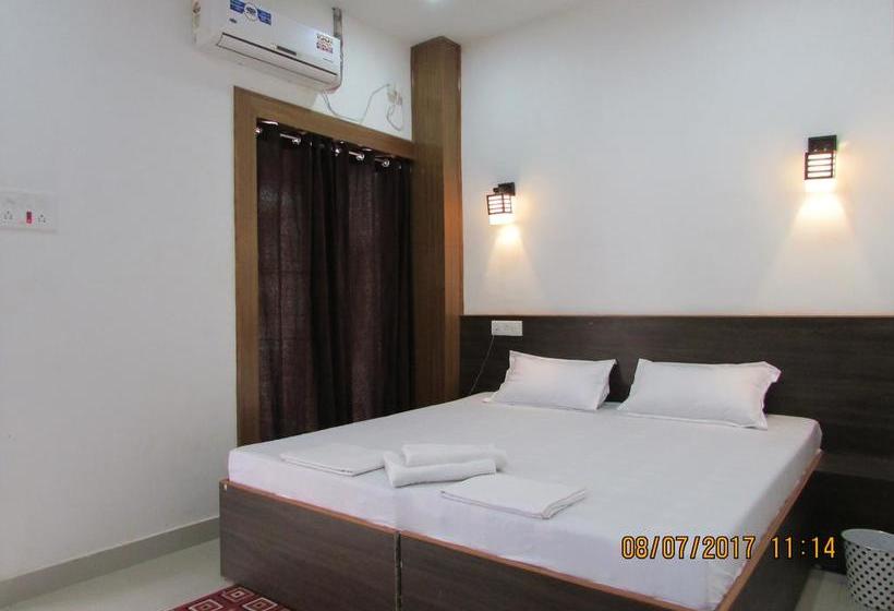 Hotel Vrindavan 6