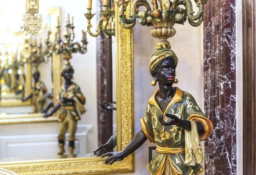 Boutique Hotel Turgenev 13