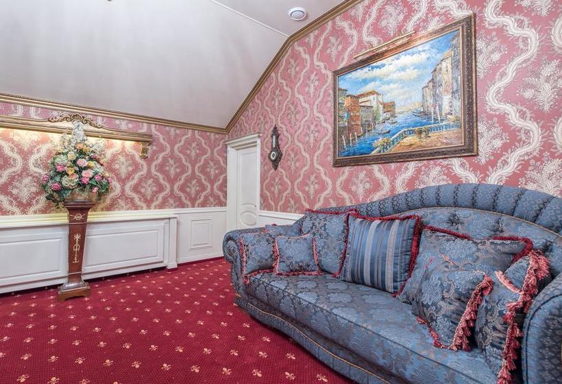 Boutique Hotel Turgenev 5