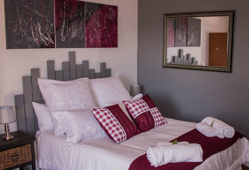 Pension Oppi Hoek Guesthouse 1