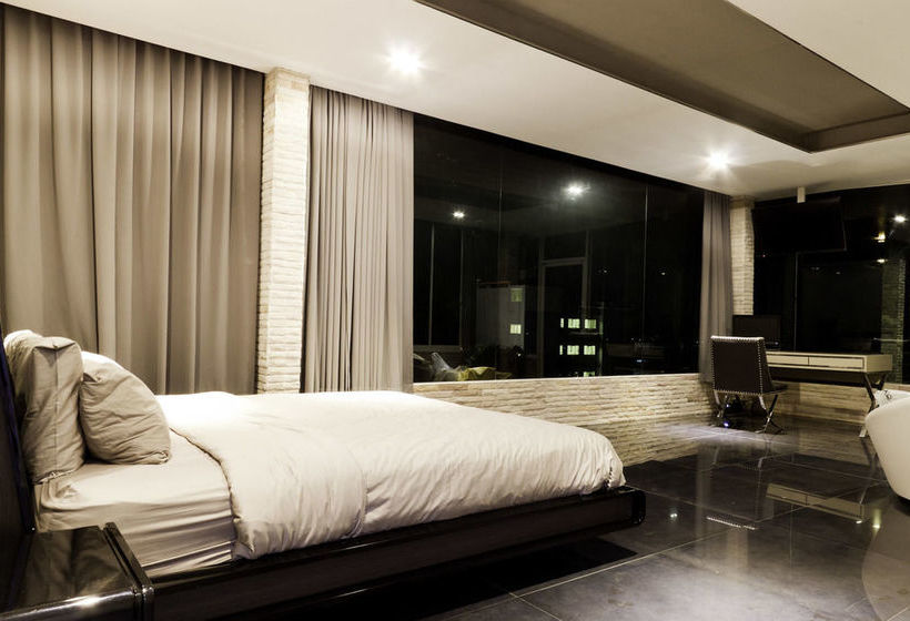 The Promenade Villa By Holiplanet 7