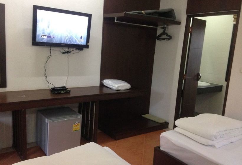 Hotel Koko Hut Resort 5